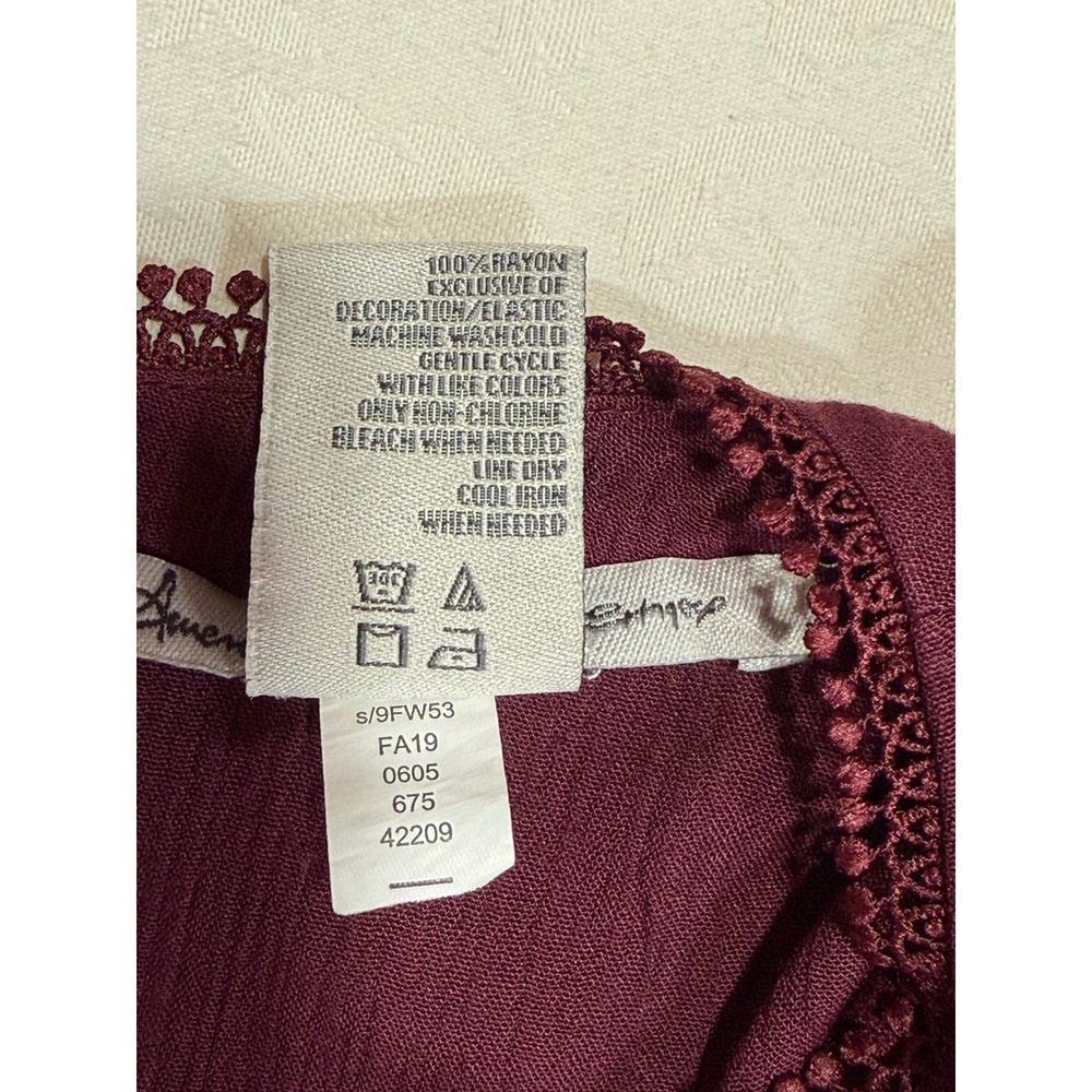 American Rag Lace Yoke Blouse Womens Large Burgundy Boho Smocked Victorian - Picture 4 of 8